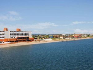 DoubleTree by Hilton Corpus Christi Beachfront