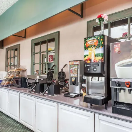 Days Inn & Suites by Wyndham Sunnyvale
