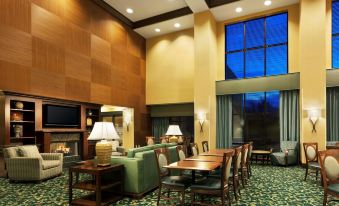 Hampton Inn & Suites Hartford-Manchester