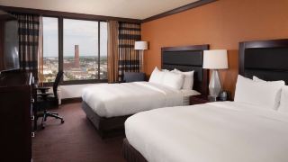 doubletree-by-hilton-hotel-cleveland-downtown-lakeside