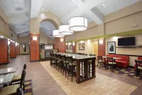 Hampton Inn & Suites Kansas City-Merriam - 2-Star