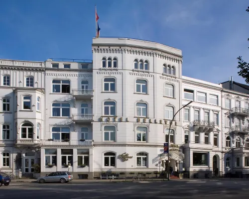 Relexa Hotel Bellevue an der Alster Hôtels à proximité de : Levantehaus