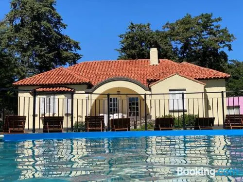 納加埃爾公寓式酒店