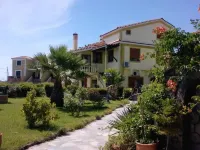 Ariadnes Holiday Accommodation Hotels near Agios Isidoros Beach
