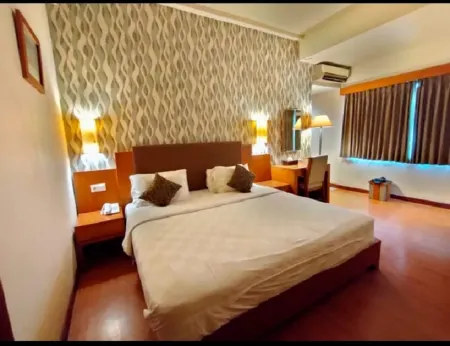 Royal Jelita Hotel