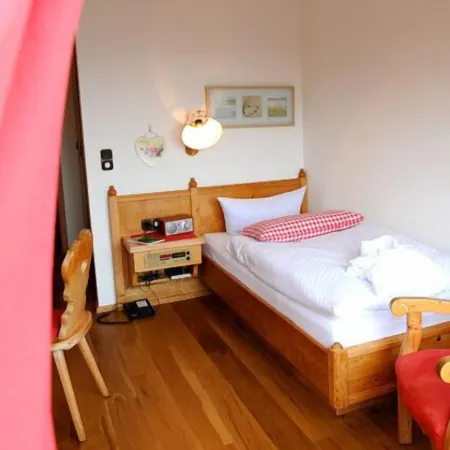 Hotel Garni Belvedere, Das Bio Hotel & SuiteHotel am Ederse