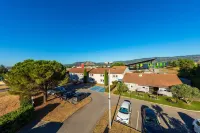 Noemys Valence Nord - Hotel Restaurant - parking
