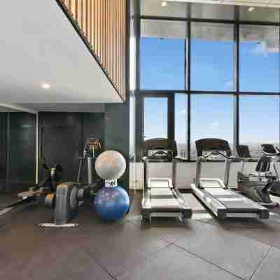 Sky Heart of Bne City 2Bed Apt Pool& Gym Qbn222-18 Fitness & Recreational Facilities