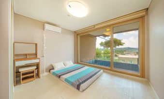 2. 충주 중앙탑펜션..