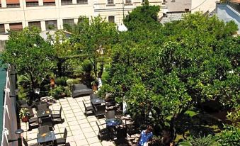 Hotel Diana