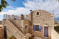 Orelia Cretan Deluxe Apartments - Wifi