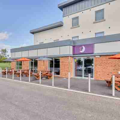 Premier Inn Pickering Hotel Exterior
