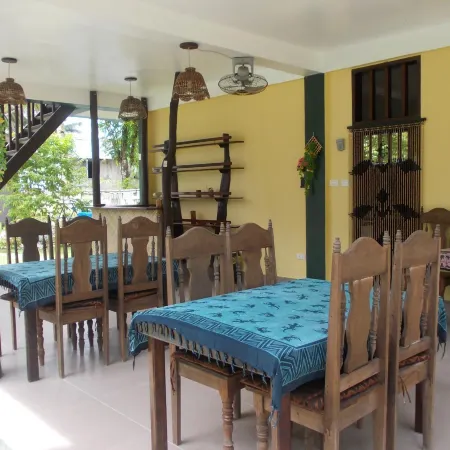 Eddie`s Beach Resort Siargao