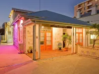 Fremantle Boutique Accommodation - Maand up Hotels near Fremantle Markets