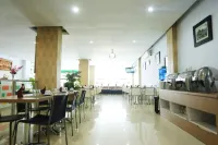 Urbanview Hotel Mulia Indah Palopo Hotels in Wara