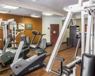 Quality Suites NYC Gateway Hotels in North Bergen