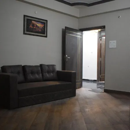 Hotel Violett Doors