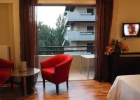 Athens Habitat Hotels in Chalandri