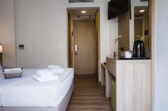 Piraeus Port Hotel Hotels near Mikrolimano