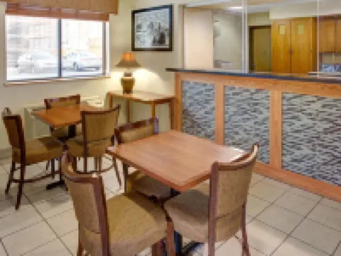 Super 8 by Wyndham College Park Wash DC Area Hotels in Berwyn