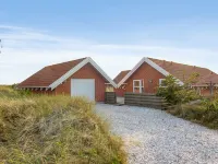 "Drusilla" - 800m from the Sea - parking