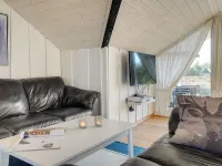 "Andriette" - 4.5km from the Sea Hotels near Lakolk Butikscenter