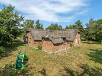 "Taralyn" - 1.3km from the Sea