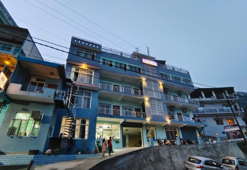 hotel overview picture