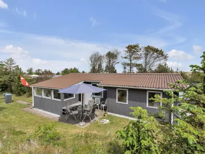 "Gundina" - 2km from the Sea