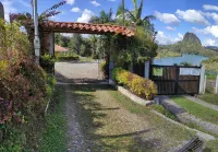 Casa de Campo Con Vista a la Piedra Các khách sạn ở Cocorná