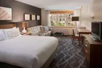 Residence Inn Mont Tremblant Manoir Labelle - Rooftop Pools