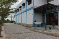Cikom Hotel Hotel dekat Bandara Silangit