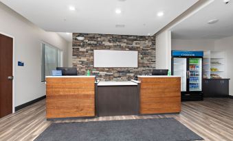 Holiday Inn Express Kansas City North – Parkville