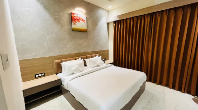 Aryavilas Hotels near Mathura Jn Station