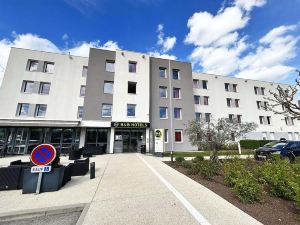 B&B HOTEL Lyon Aéroport Saint Quentin-Fallavier