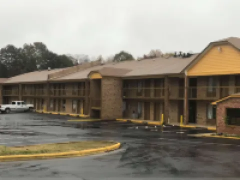 Days Inn by Wyndham King/Winston Salem Area Hotels in Stokes County