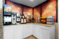 Ramada by Wyndham SeaTac Airport North - Bãi đậu xe