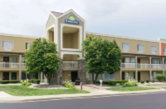 Days Inn by Wyndham Florence Cincinnati Area Hotels in Florence