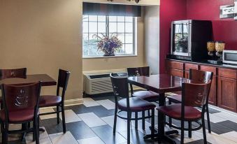 Econo Lodge Inn & Suites Natchitoches