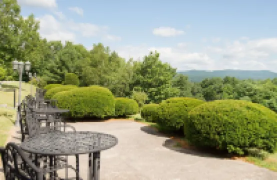 紐約喬治湖Travelodge by Wyndham酒店