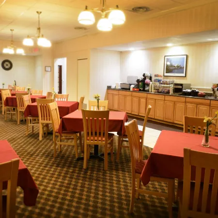 Ramada by Wyndham Triangle/Quantico