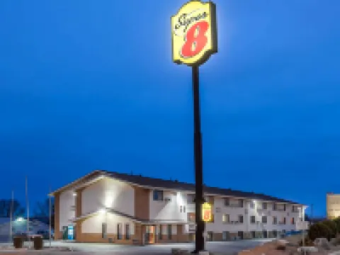Super 8 by Wyndham Bismarck Hotels in Bismarck
