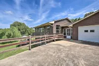 Anglers Ridge Waterfront Family Getaway!