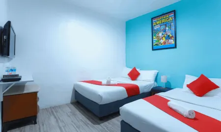 OYO 426 Hotel Aman Отели в г. Бандар-Бару-Нилай