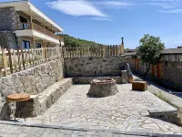 Assos Karadut Tas Hotel