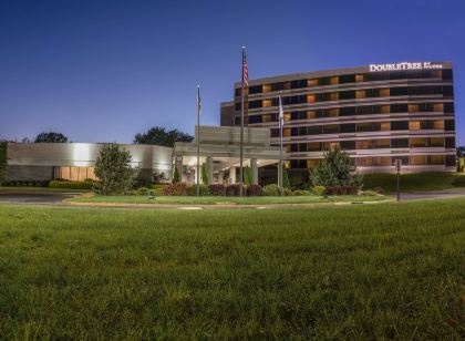 DoubleTree by Hilton Winston Salem - University