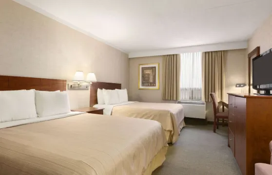 渥太華西温德姆戴斯酒店