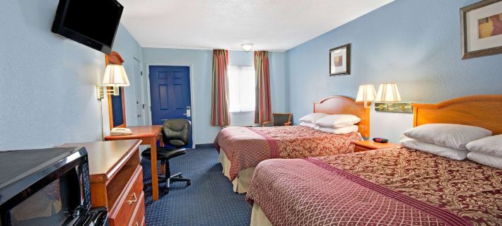 Days Inn by Wyndham KU Lawrence Hotels in Lawrence