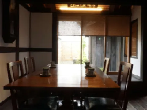 Jisaburo Ozawa Residence Hotel di Takanabe