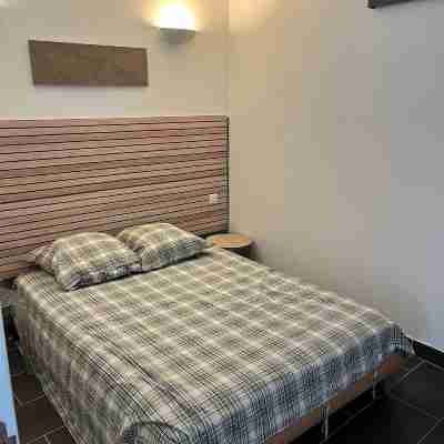 Jolie T2 bord de mer (corse du sud) Rooms